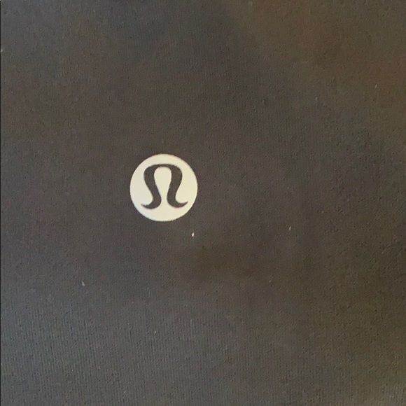 Lululemon cropped top - Picture 4 of 5